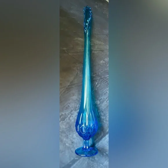 Fenton Sapphire Blue Ombré MCM Thumbprint Swung Vase - Picture 9 of 9